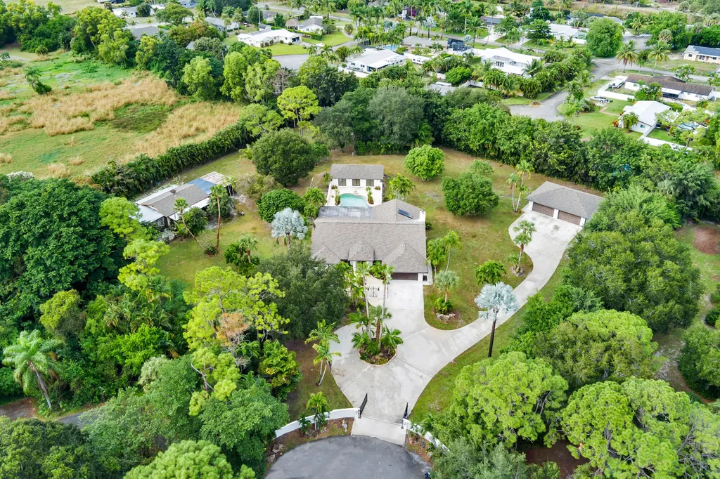 6725 Katherine Road West Palm Beach FL 33413