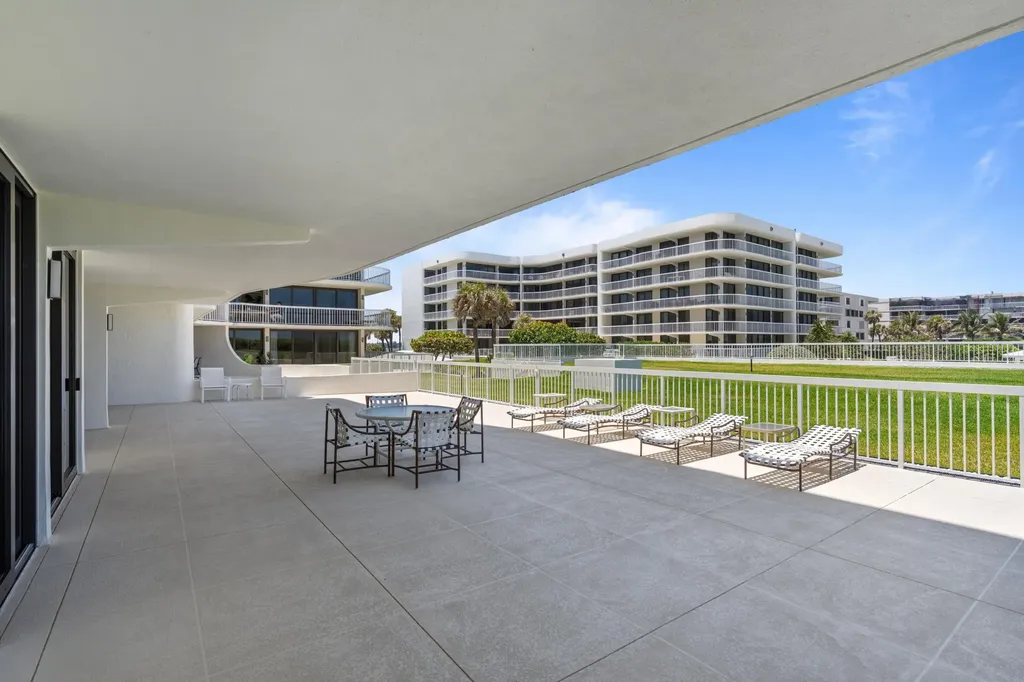 3300 S Ocean Boulevard Palm Beach FL 33480