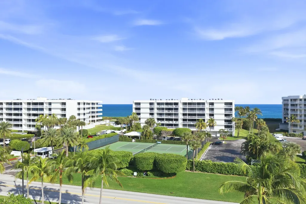 3300 S Ocean Boulevard Palm Beach FL 33480
