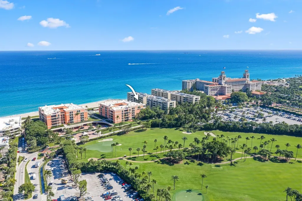 2 N Breakers Row Palm Beach FL 33480