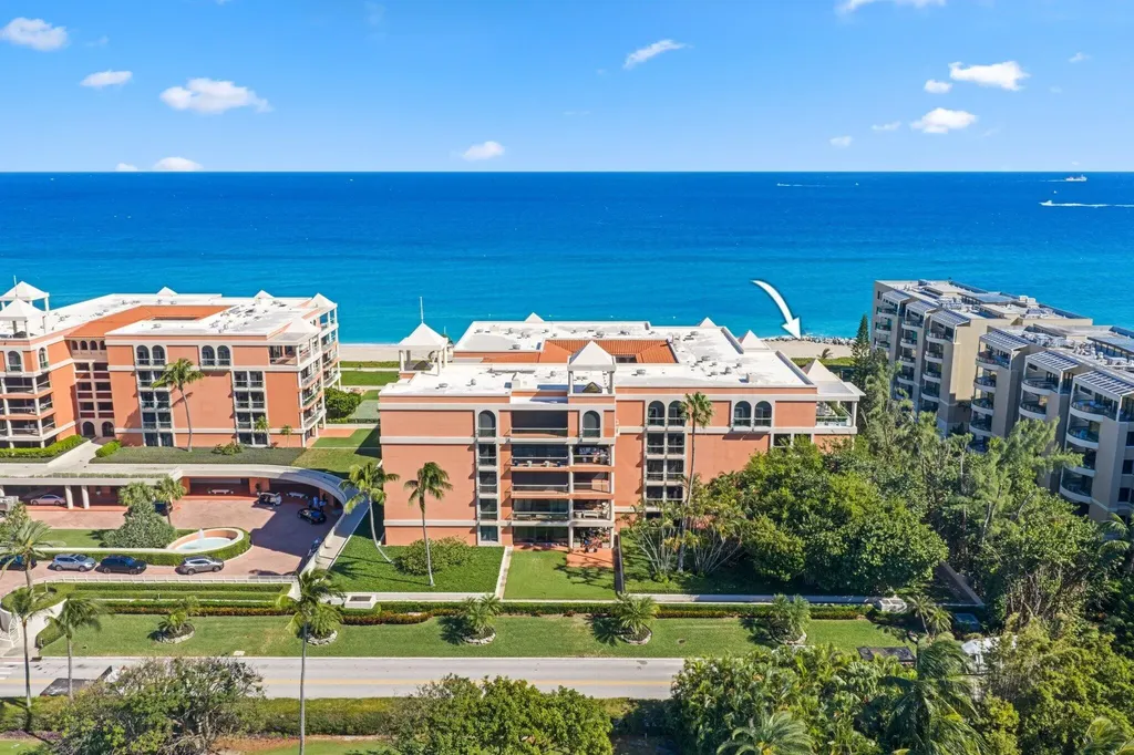 2 N Breakers Row Palm Beach FL 33480