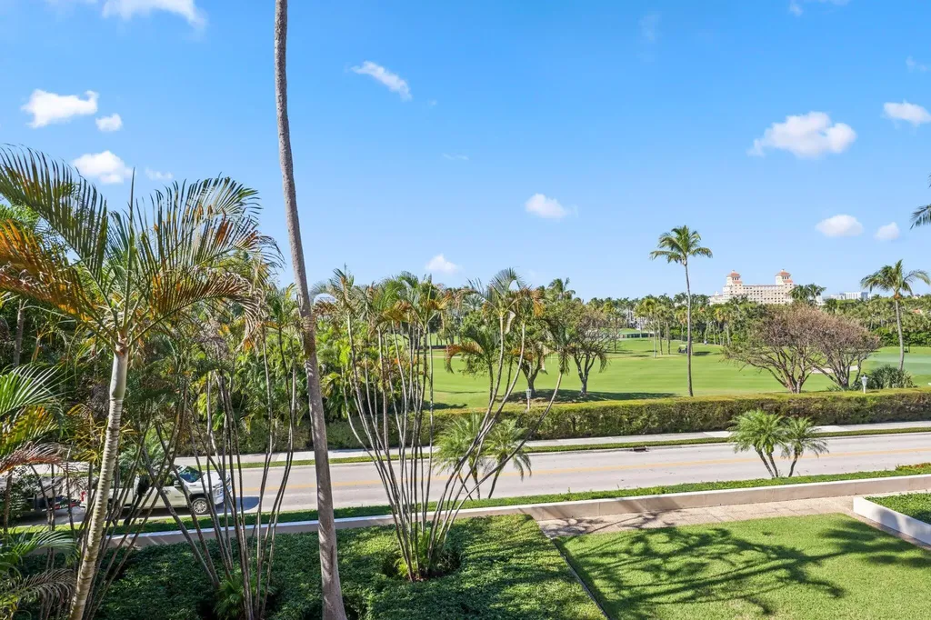 2 N Breakers Row Palm Beach FL 33480