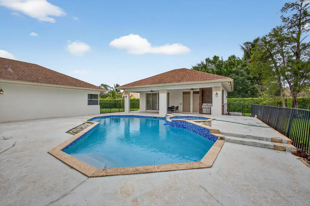 1295 Longlea Terrace Wellington FL 33414