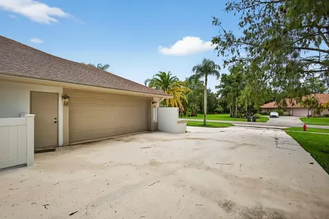 1295 Longlea Terrace Wellington FL 33414