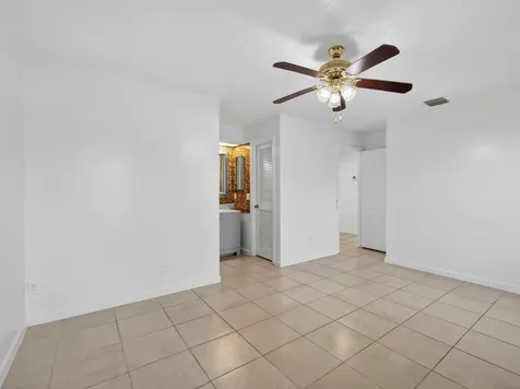 2548 Ida Way West Palm Beach FL 33415