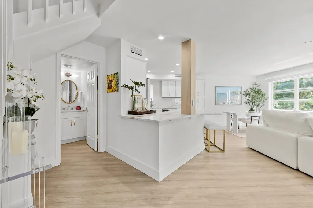 288 Seabreeze Circle Jupiter FL 33477