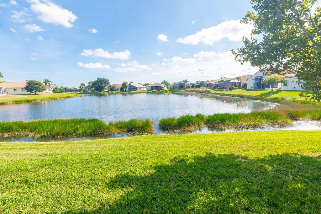 468 NW Blue Lake Drive Port St Lucie FL 34986