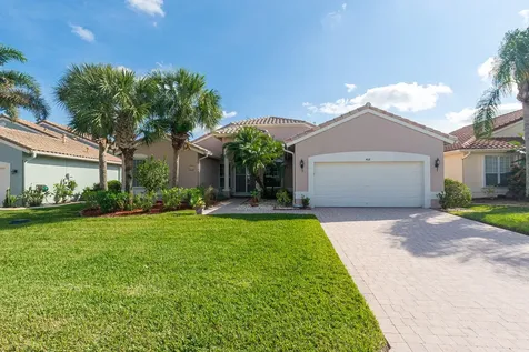 468 NW Blue Lake Drive Port St Lucie FL 34986