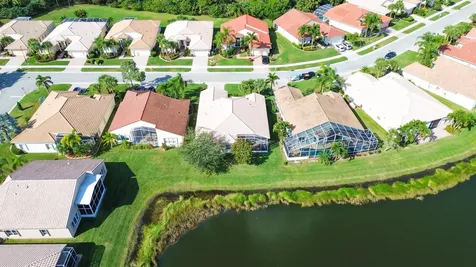 468 NW Blue Lake Drive Port St Lucie FL 34986