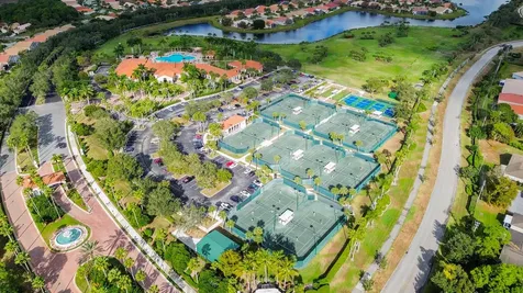 468 NW Blue Lake Drive Port St Lucie FL 34986