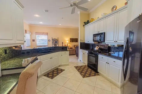 468 NW Blue Lake Drive Port St Lucie FL 34986