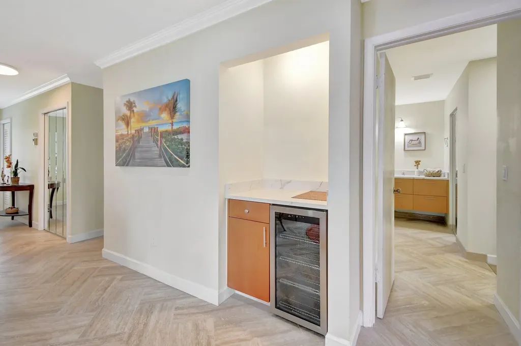 21209 Lago Circle Boca Raton FL 33433