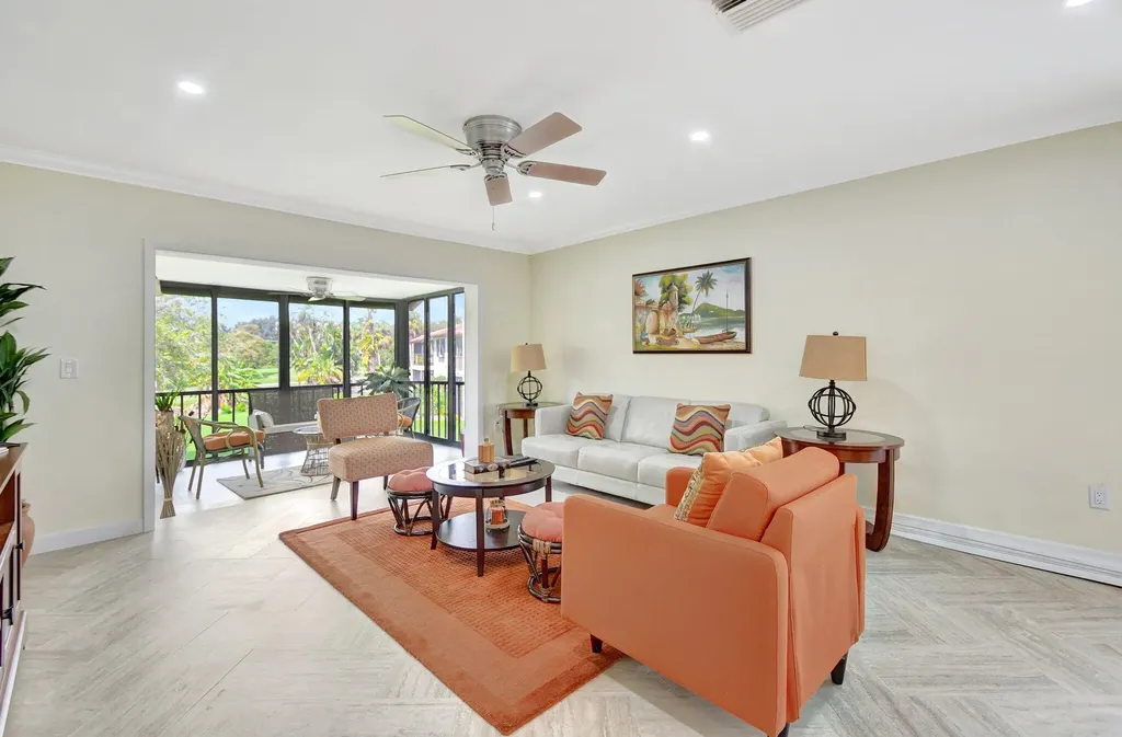 21209 Lago Circle Boca Raton FL 33433