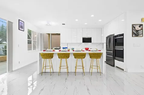4713 NW 115th Avenue Coral Springs FL 33076