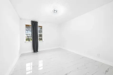 4713 NW 115th Avenue Coral Springs FL 33076