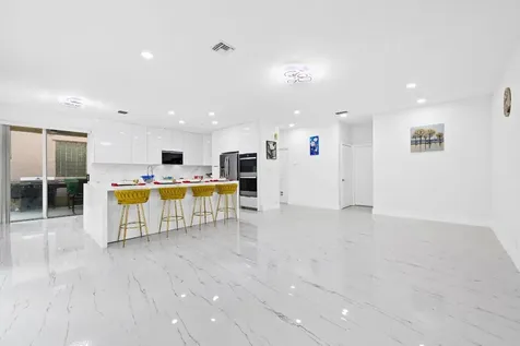 4713 NW 115th Avenue Coral Springs FL 33076