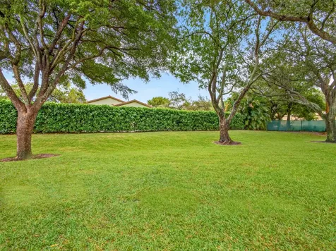 9880 Kamena Circle Boynton Beach FL 33436