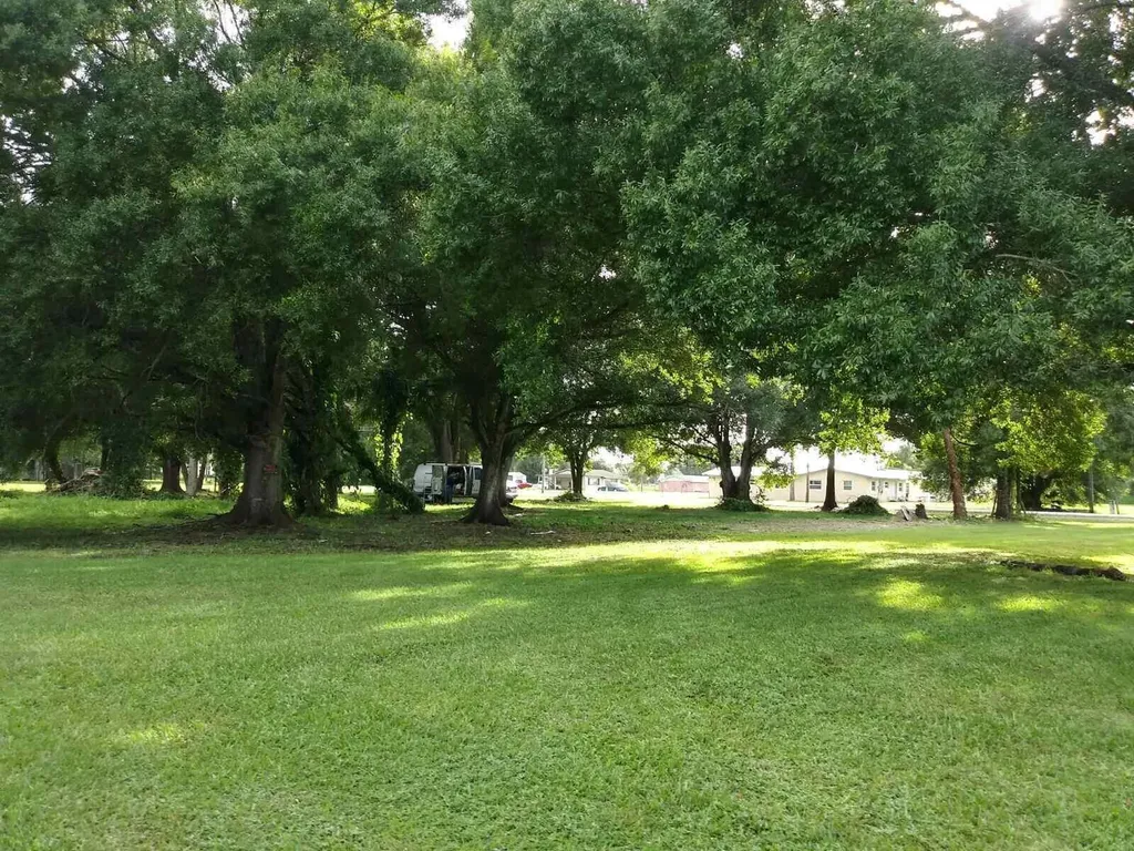 810 NW 10th Street Okeechobee FL 34972