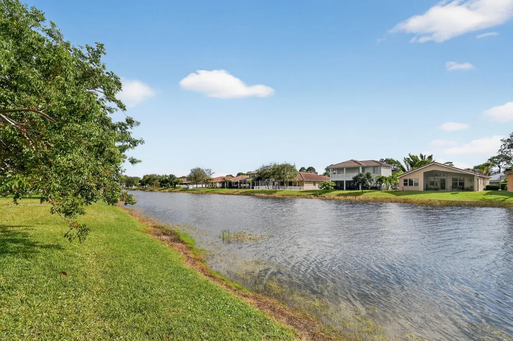 2205 SW Newport Isle Boulevard Port St Lucie FL 34953