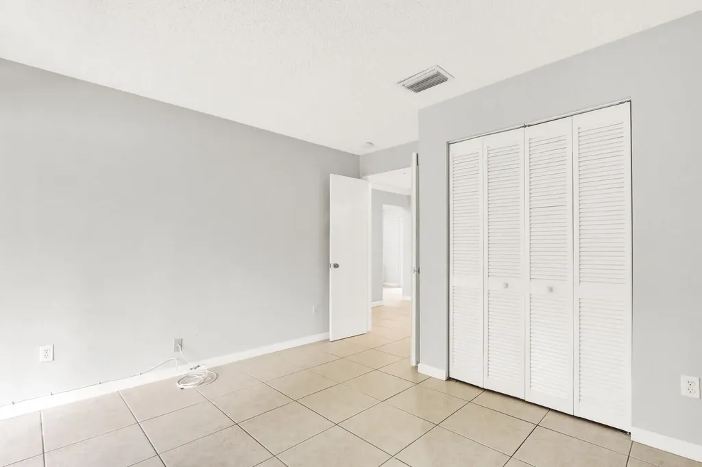 12989 Odessa Trail Wellington FL 33414