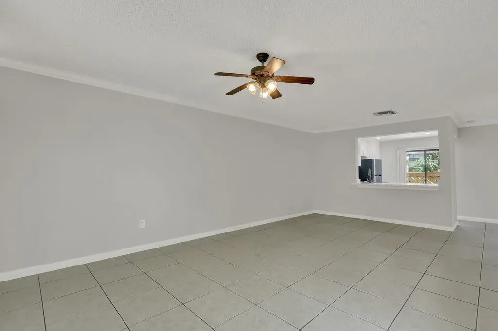 12989 Odessa Trail Wellington FL 33414