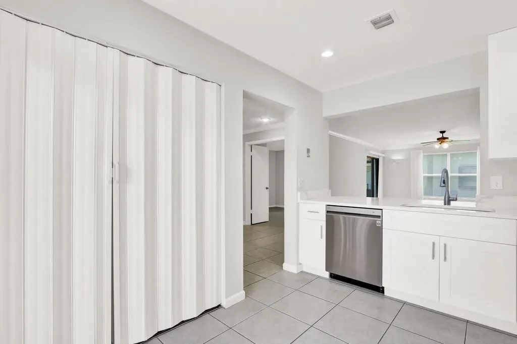 12989 Odessa Trail Wellington FL 33414