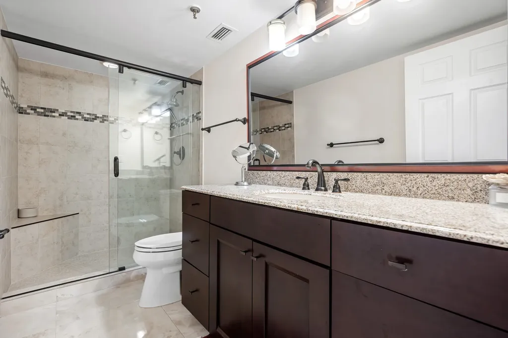 7290 Kinghurst Drive Delray Beach FL 33446