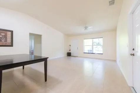 1470 SW Gadsan Avenue Port St Lucie FL 34953