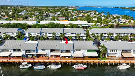 732 NE 12th Terrace Boynton Beach FL 33435