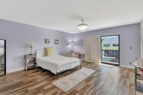 732 NE 12th Terrace Boynton Beach FL 33435