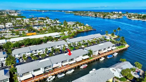 732 NE 12th Terrace Boynton Beach FL 33435