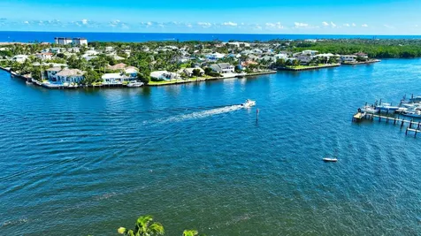 732 NE 12th Terrace Boynton Beach FL 33435