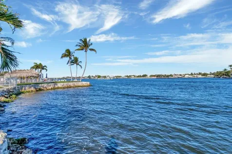 732 NE 12th Terrace Boynton Beach FL 33435