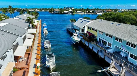 732 NE 12th Terrace Boynton Beach FL 33435
