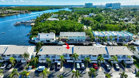 732 NE 12th Terrace Boynton Beach FL 33435
