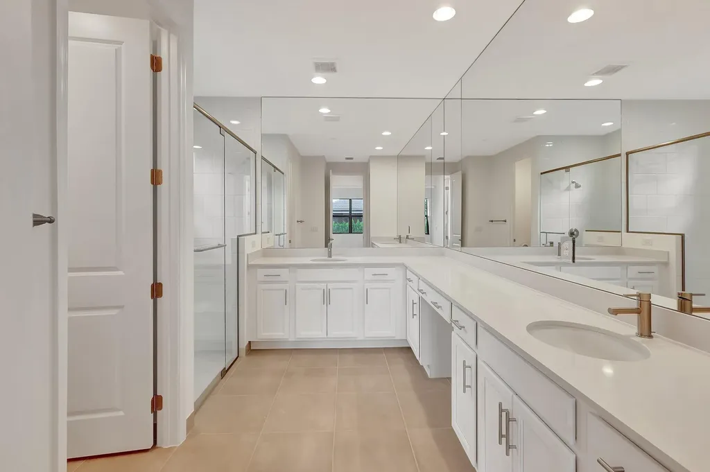 12416 SW Blue Mangrove Parkway Port St Lucie FL 34987