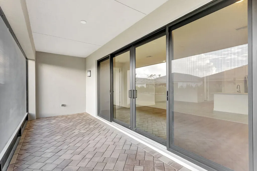 12416 SW Blue Mangrove Parkway Port St Lucie FL 34987