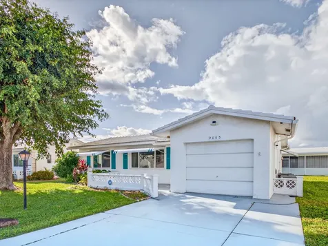 2003 SW 17th Street Boynton Beach FL 33426