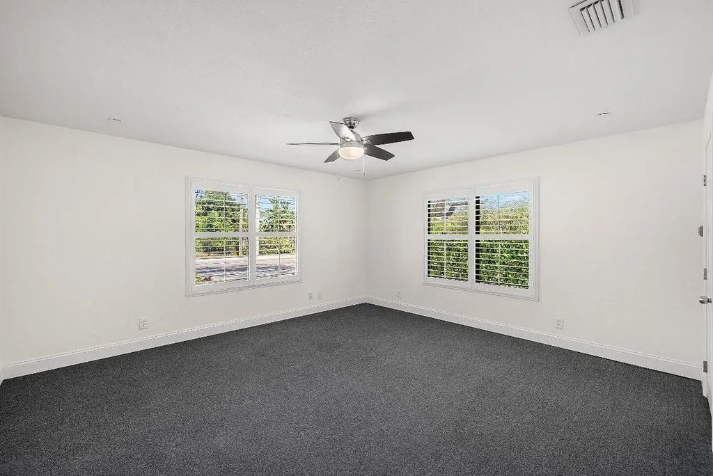 112 SE 10th Street Delray Beach FL 33483