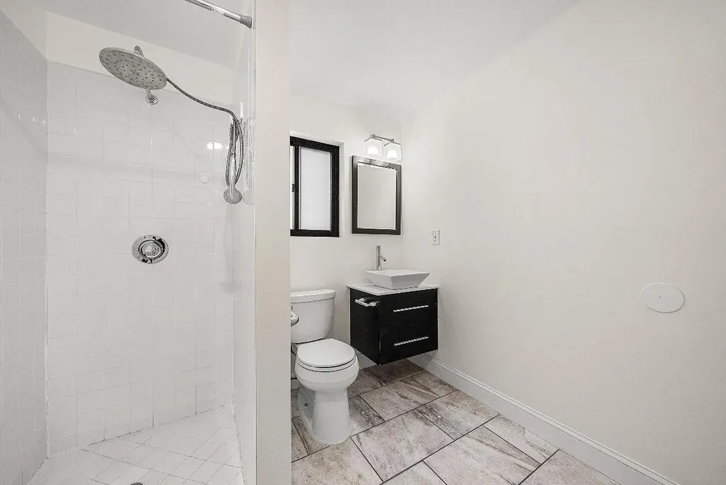 112 SE 10th Street Delray Beach FL 33483