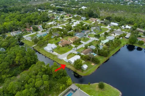 8333 SE Princess Tree Avenue Hobe Sound FL 33455