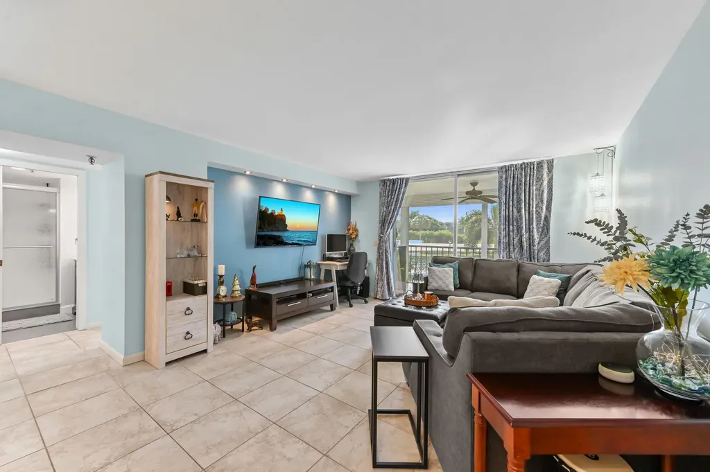 198 NW 67th Street Boca Raton FL 33487