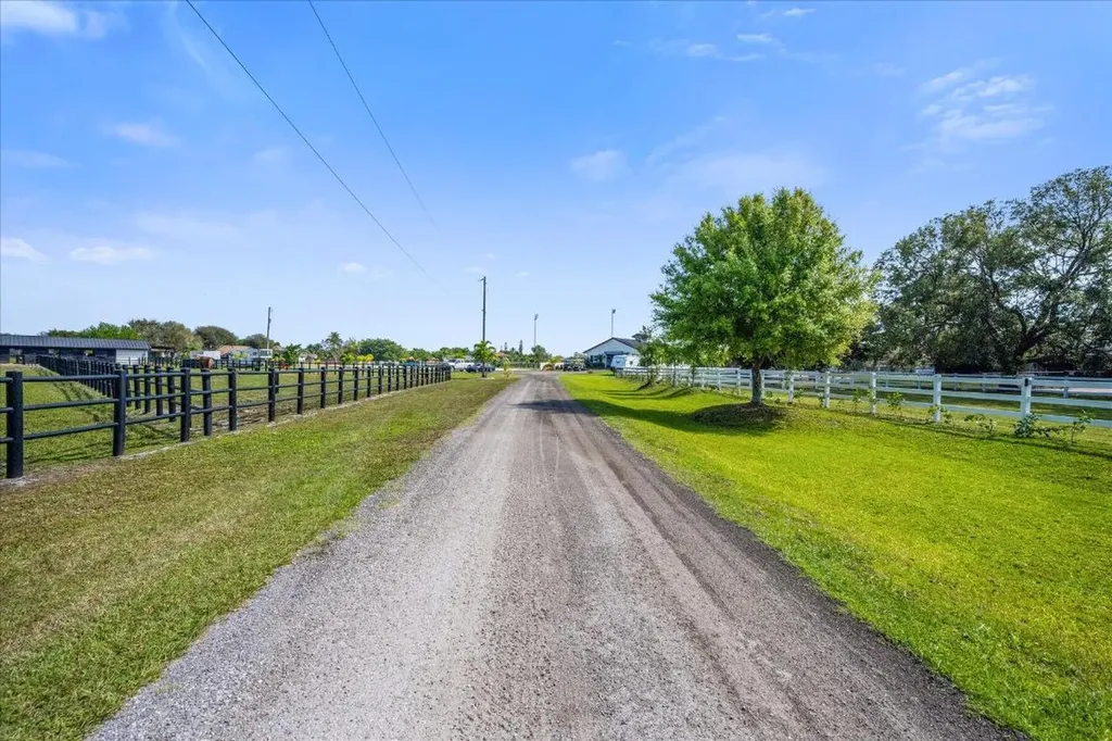 2040 Galloway Trail Wellington FL 33414