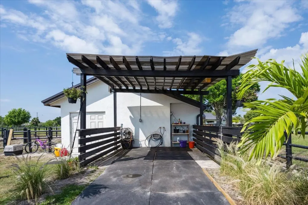 2040 Galloway Trail Wellington FL 33414