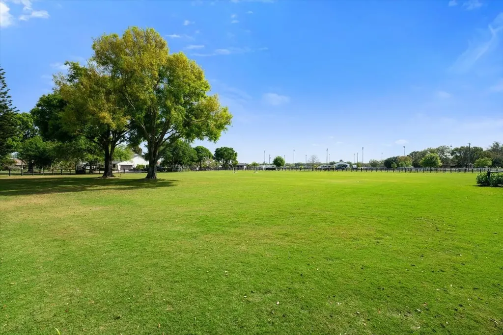 2040 Galloway Trail Wellington FL 33414