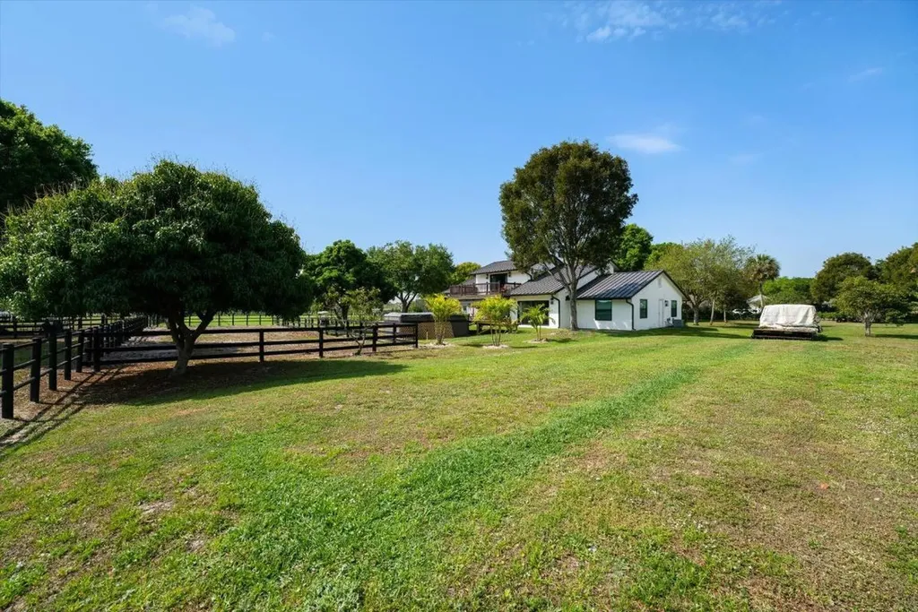 2040 Galloway Trail Wellington FL 33414