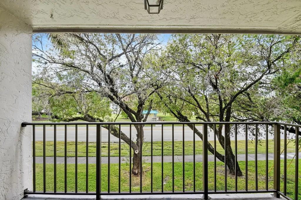 1601 Windorah Way West Palm Beach FL 33411