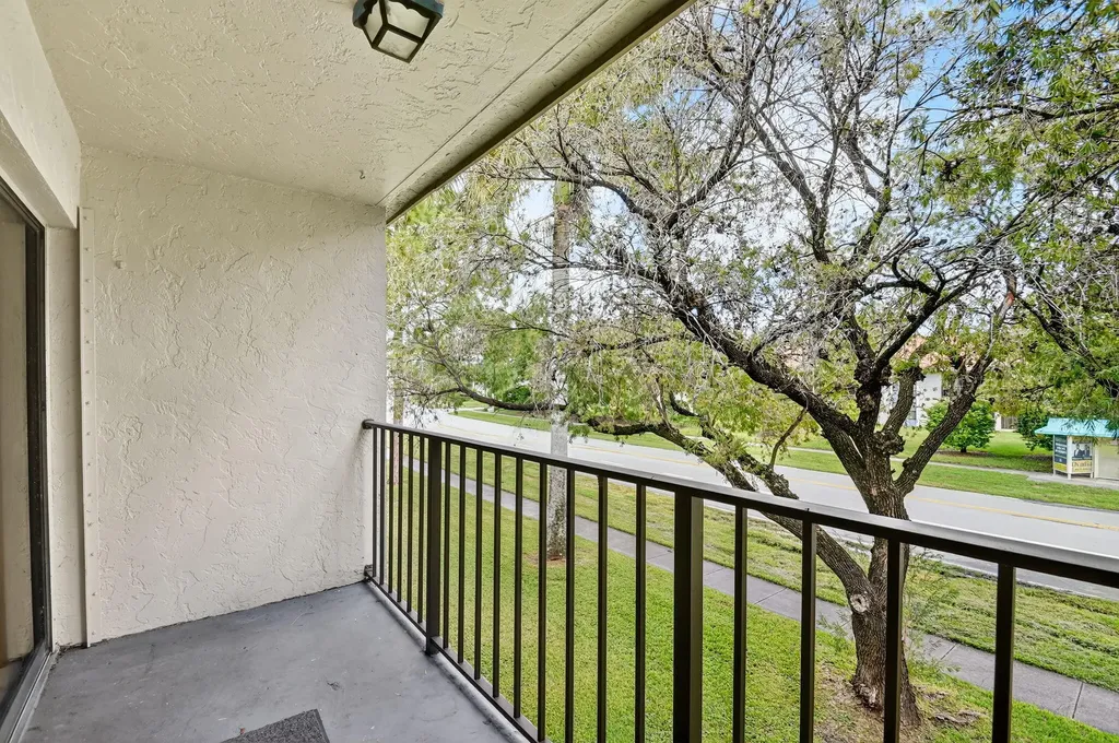 1601 Windorah Way West Palm Beach FL 33411