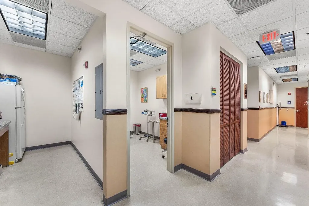 2900 N Military Trail Boca Raton FL 33431