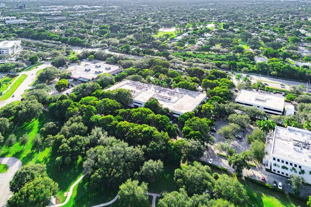 2900 N Military Trail Boca Raton FL 33431